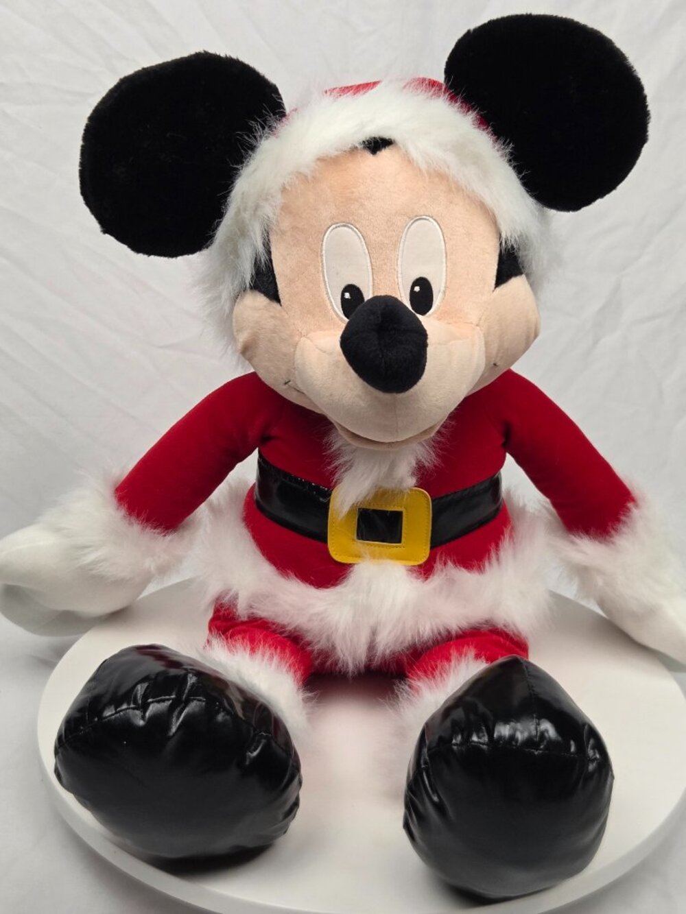 Disney Store Exclusive Mickey Mouse Santa plush toy 25" 2508SS